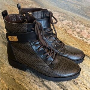 Daisy Fuentes Lace Up - Zip Ankle Boots 8.5